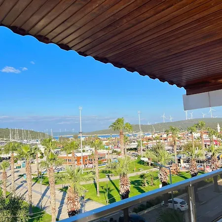 Marina アパートホテル